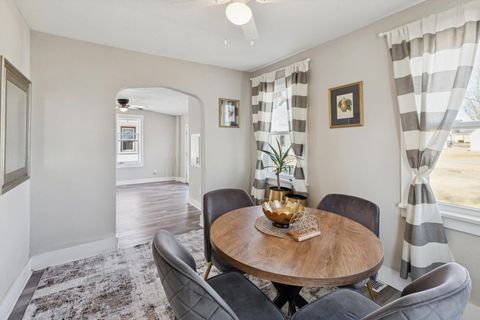 Tiny photo for 308 8th Street, Dewitt, IA 52472 (MLS # 12569283)