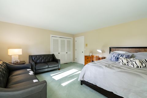 Tiny photo for 418 W County Line Road, Barrington, IL 60010 (MLS # 12481828)