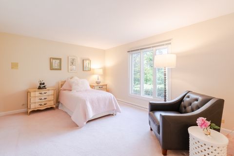 Tiny photo for 418 W County Line Road, Barrington, IL 60010 (MLS # 12481828)