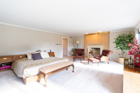 Tiny photo for 418 W County Line Road, Barrington, IL 60010 (MLS # 12481828)