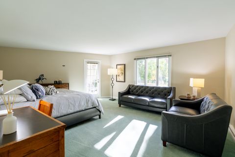 Tiny photo for 418 W County Line Road, Barrington, IL 60010 (MLS # 12481828)