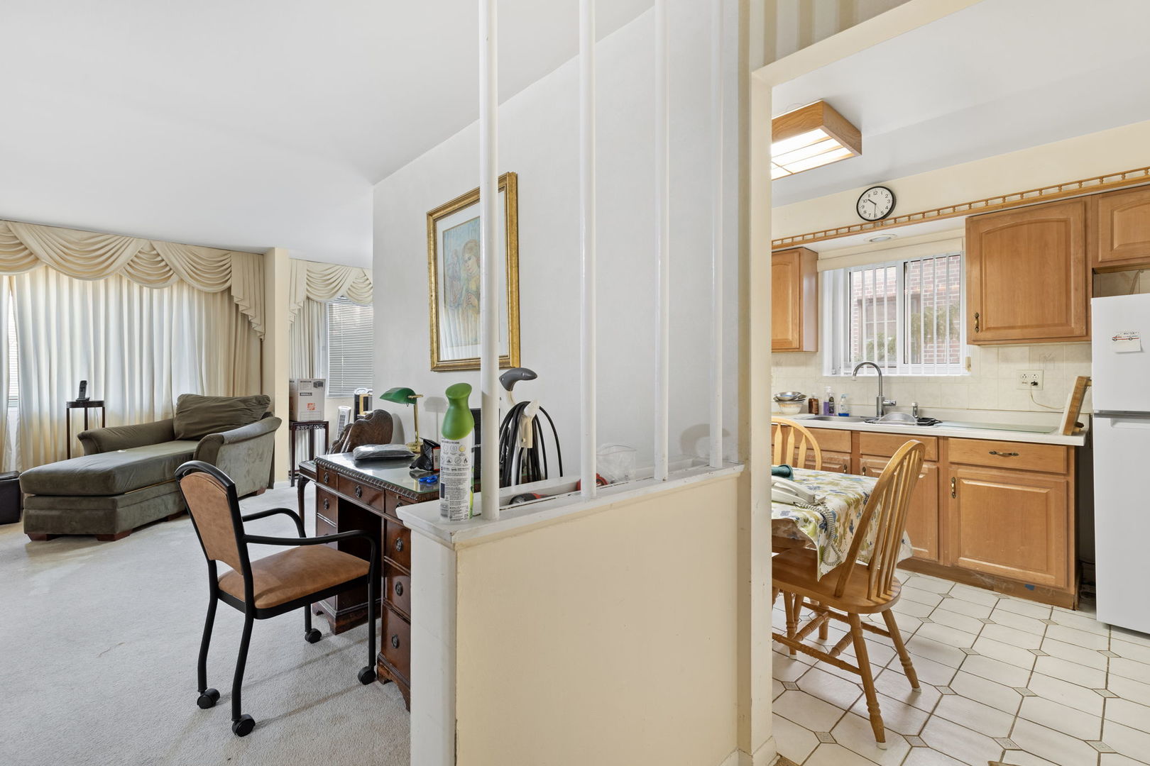 7227 N Ridge Boulevard 1A