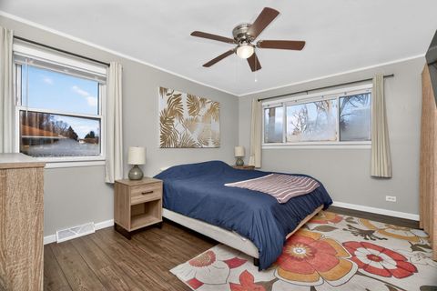 Tiny photo for 6935 W 115th Place, Worth, IL 60482 (MLS # 12563768)