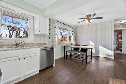 Tiny photo for 6935 W 115th Place, Worth, IL 60482 (MLS # 12563768)