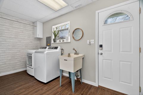 Tiny photo for 6935 W 115th Place, Worth, IL 60482 (MLS # 12563768)