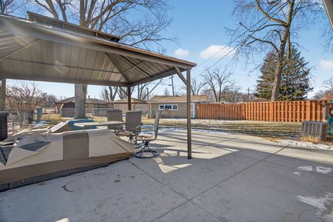 Tiny photo for 6935 W 115th Place, Worth, IL 60482 (MLS # 12563768)