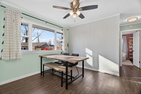 Tiny photo for 6935 W 115th Place, Worth, IL 60482 (MLS # 12563768)