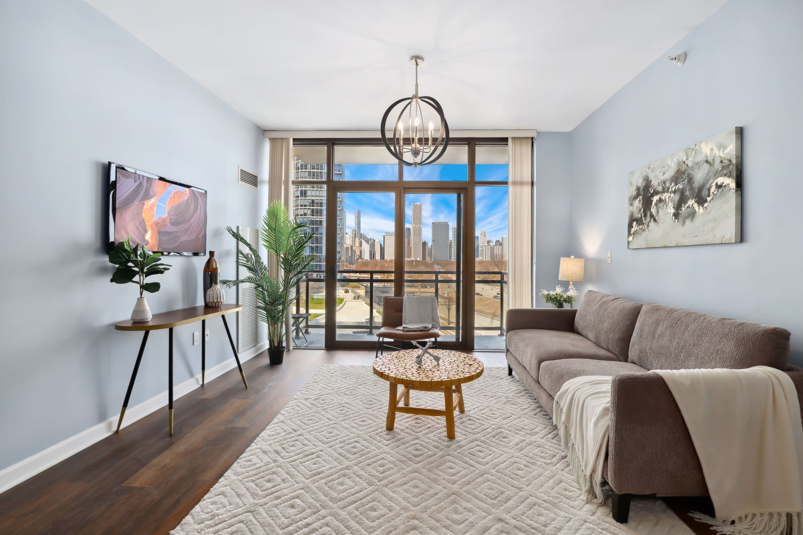 233 E 13th Street 804