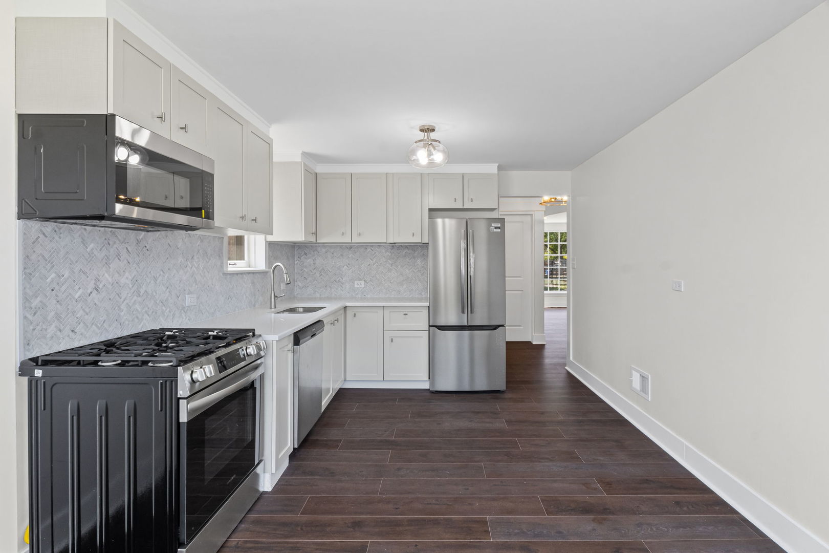 3011 N Oak Park Avenue