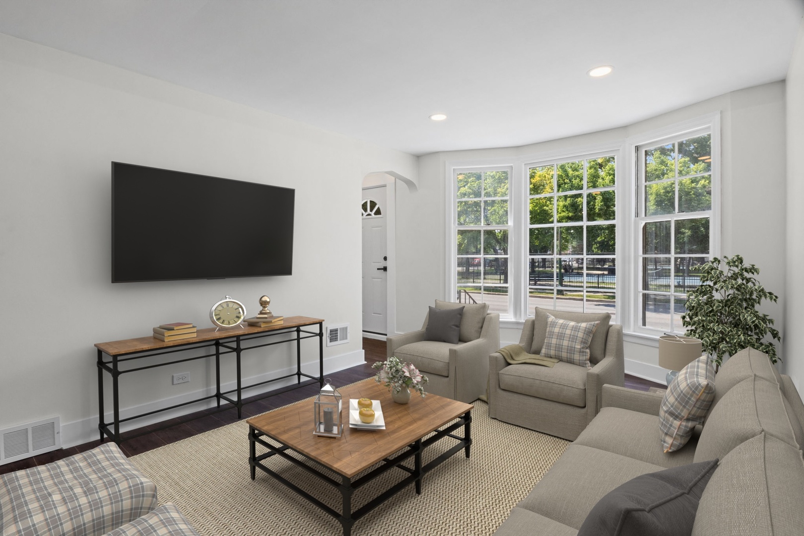 3011 N Oak Park Avenue