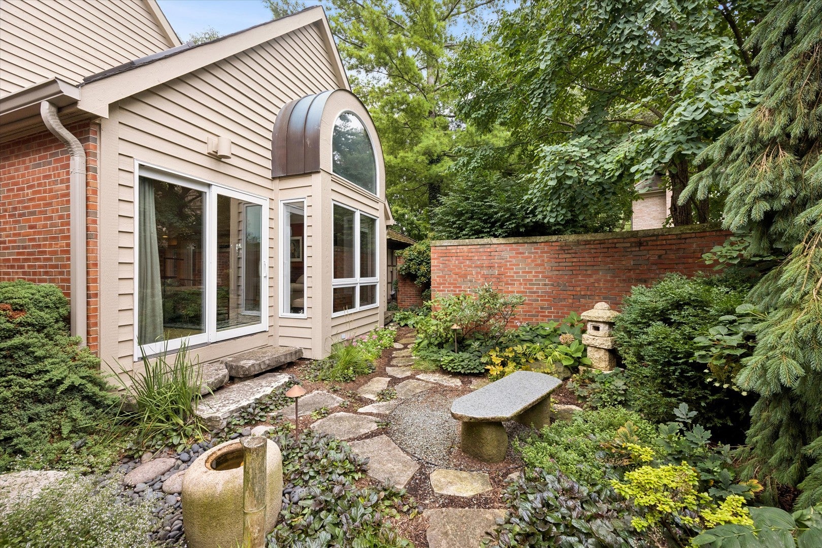 1208 Fox Trail Court