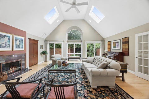 Tiny photo for 1208 Fox Trail Court, Naperville, IL 60540 (MLS # 12741088)