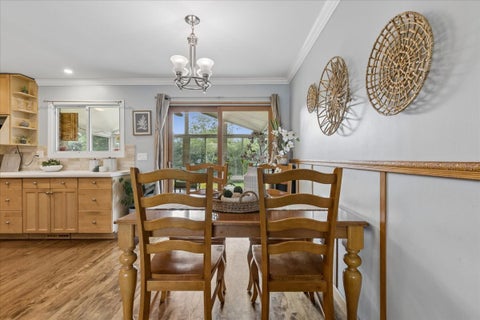 Tiny photo for 407 W Tanglewood Drive, Arlington Heights, IL 60004 (MLS # 12669457)