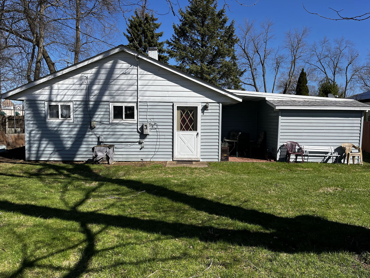 11 Helm Road