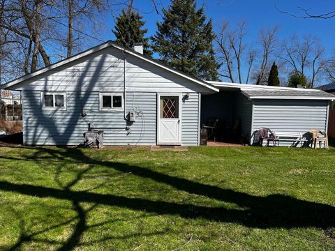 Tiny photo for 11 Helm Road, Carpentersville, IL 60110 (MLS # 12592951)