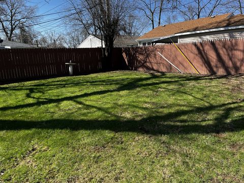 Tiny photo for 11 Helm Road, Carpentersville, IL 60110 (MLS # 12592951)