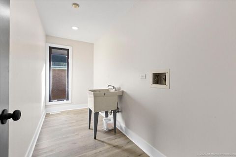 Tiny photo for 17201 Bennett Avenue, South Holland, IL 60473 (MLS # 12527312)