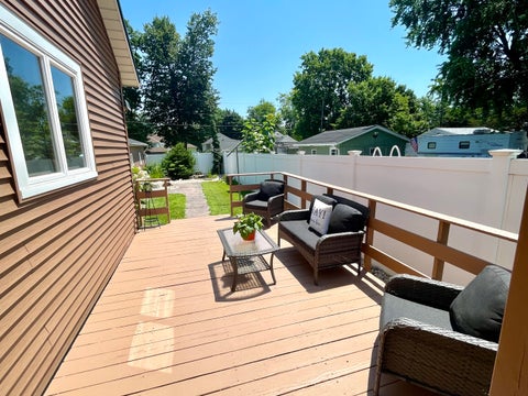 Tiny photo for 1054 Creve Coeur Street, Lasalle, IL 61301 (MLS # 12702916)