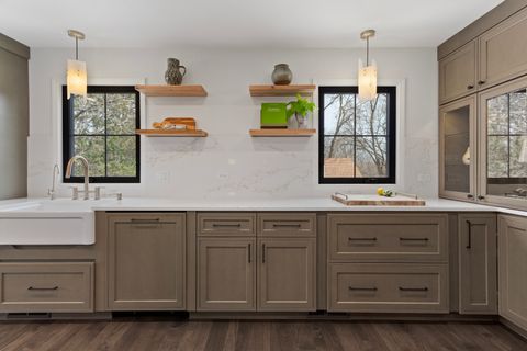 Tiny photo for 674 Plum Tree Road, Barrington Hills, IL 60010 (MLS # 12607289)