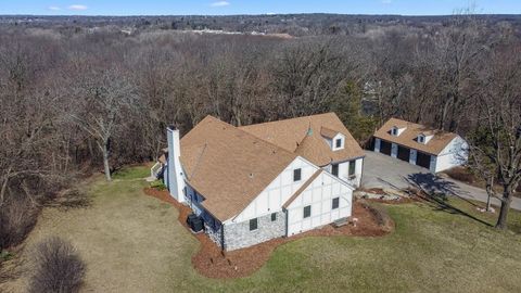 Tiny photo for 674 Plum Tree Road, Barrington Hills, IL 60010 (MLS # 12607289)