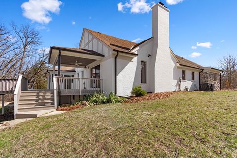 Tiny photo for 674 Plum Tree Road, Barrington Hills, IL 60010 (MLS # 12607289)