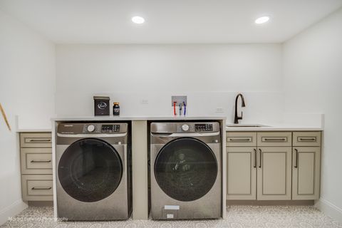 Tiny photo for 674 Plum Tree Road, Barrington Hills, IL 60010 (MLS # 12607289)