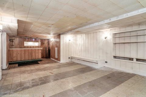 Tiny photo for 6738 N Ionia Avenue, Chicago, IL 60646 (MLS # 12551811)