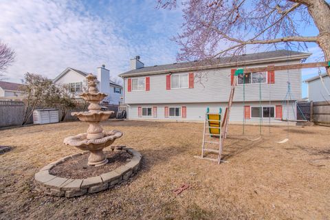 Tiny photo for 26461 W Stonebriar Way, Channahon, IL 60410 (MLS # 12569408)