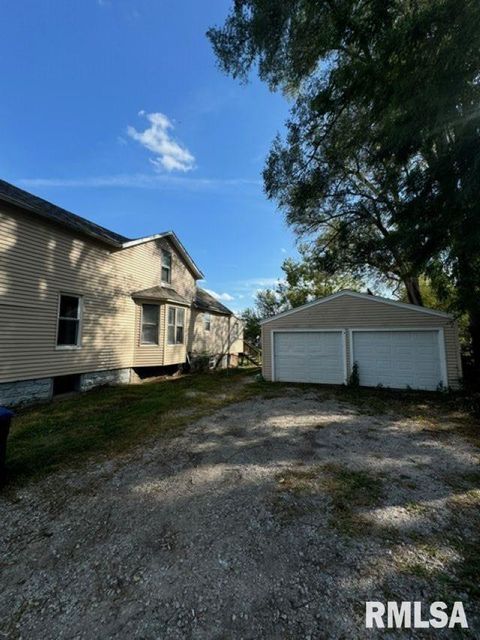 Tiny photo for 604 W 2ND Avenue, Milan, IL 61264 (MLS # QC4269173)