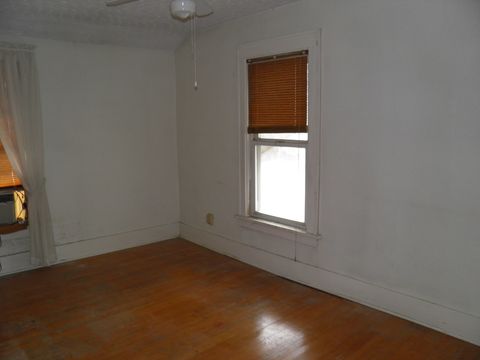 Tiny photo for 3103 Davenport Avenue, Davenport, IA 52803 (MLS # 12591069)