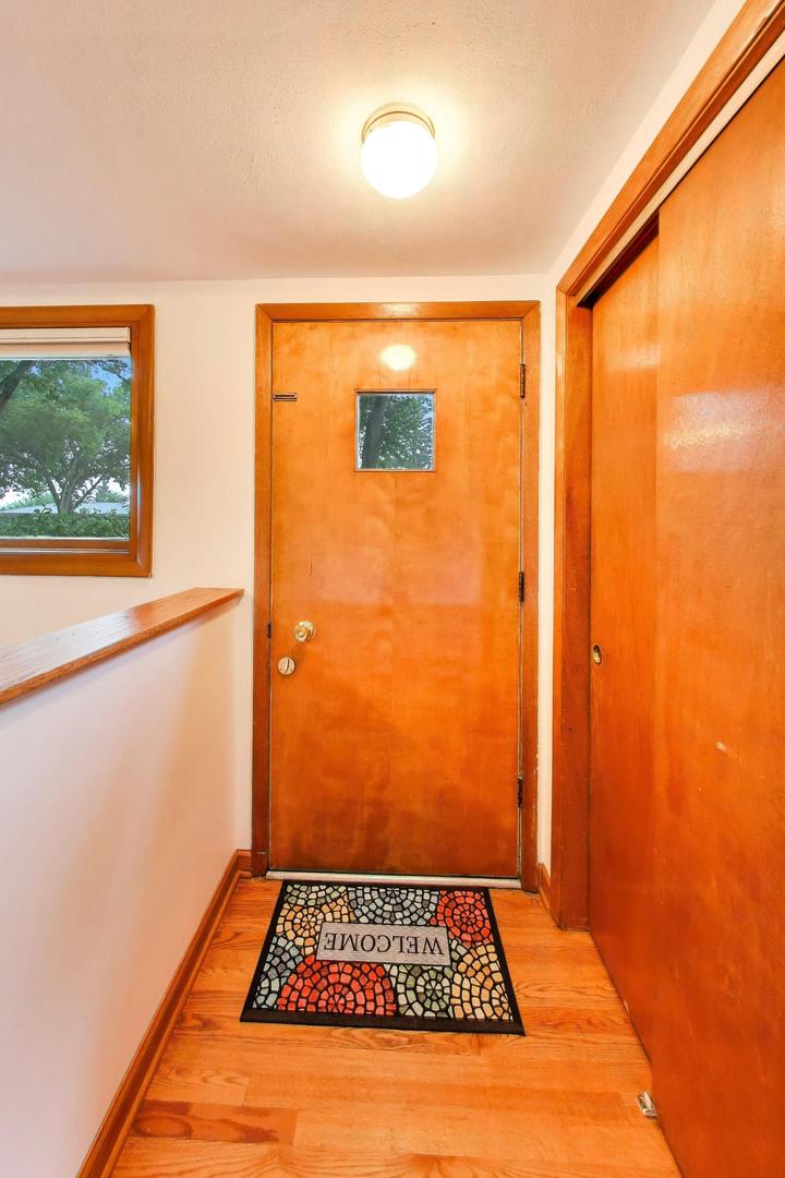 108 S Mount Prospect Road