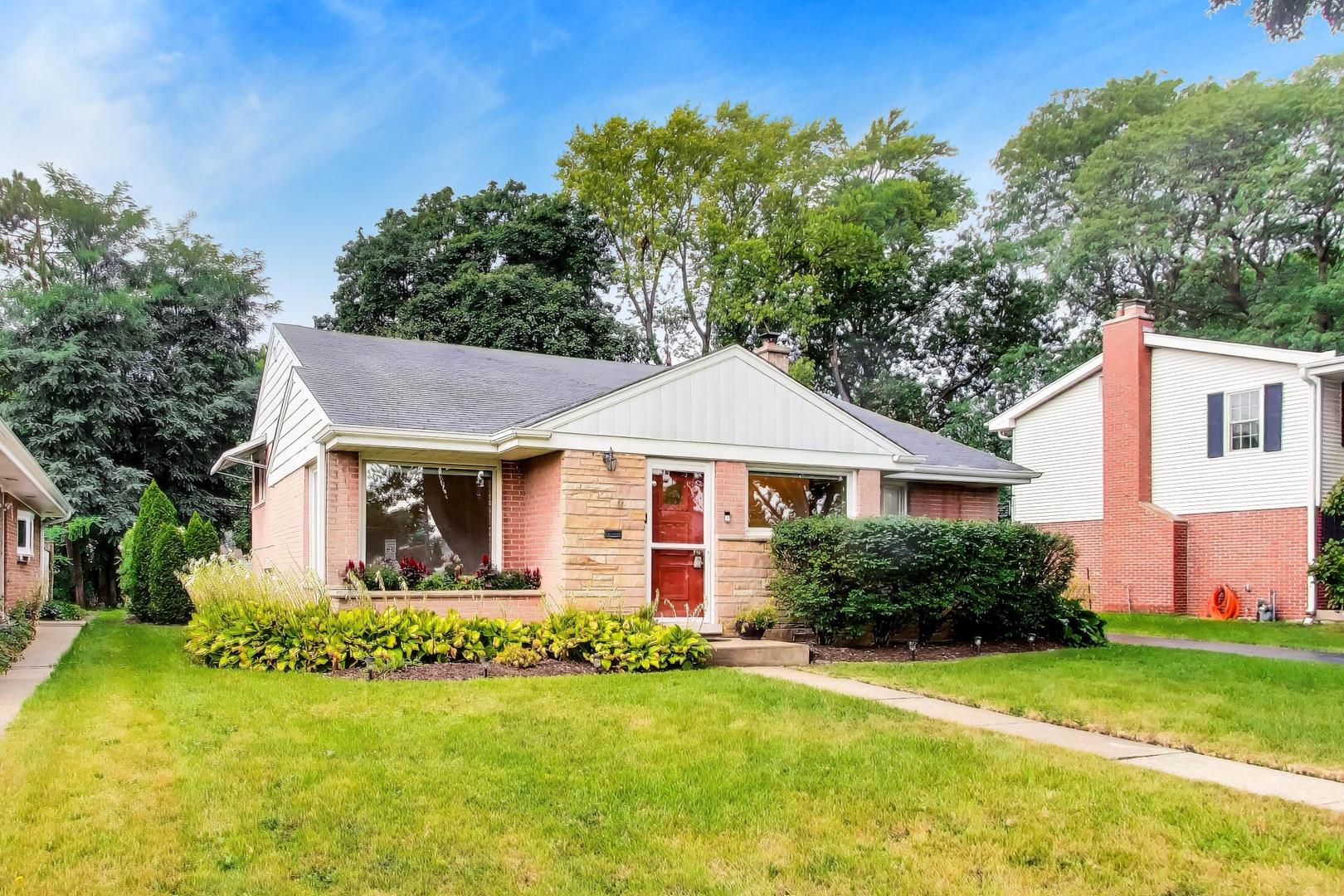 108 S Mount Prospect Road