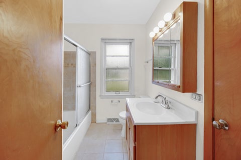 Tiny photo for 308 Maple Street, Glen Ellyn, IL 60137 (MLS # 12735680)