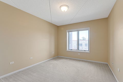 Tiny photo for 225 Main Street #213, Roselle, IL 60172 (MLS # 12793632)