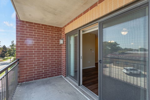 Tiny photo for 225 Main Street #213, Roselle, IL 60172 (MLS # 12793632)