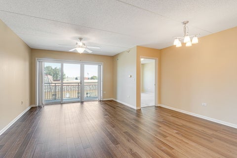 Tiny photo for 225 Main Street #213, Roselle, IL 60172 (MLS # 12793632)