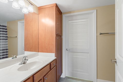 Tiny photo for 225 Main Street #213, Roselle, IL 60172 (MLS # 12793632)