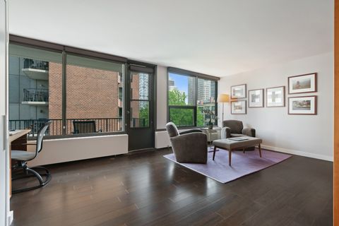 Tiny photo for 1400 N STATE Parkway #5DEF, Chicago, IL 60610 (MLS # 12613183)