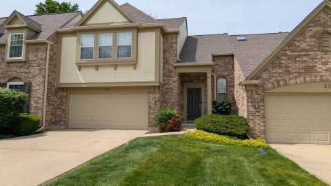 Photo of 233 Lorraine Circle, Bloomingdale, IL 60108 (MLS # 12648407)