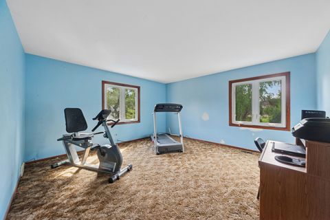 Tiny photo for 2611 E Radford Court, Arlington Heights, IL 60004 (MLS # 12465008)