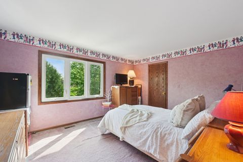 Tiny photo for 2611 E Radford Court, Arlington Heights, IL 60004 (MLS # 12465008)