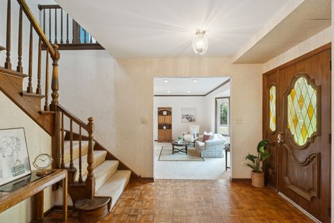 Tiny photo for 2611 E Radford Court, Arlington Heights, IL 60004 (MLS # 12465008)