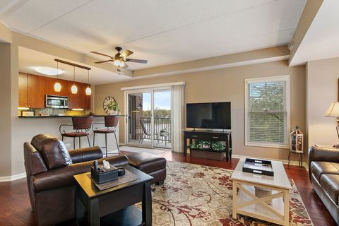 Tiny photo for 125 Lakeview Drive #313, Bloomingdale, IL 60108 (MLS # 12501209)