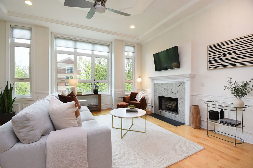 1447 N Bosworth Avenue 3