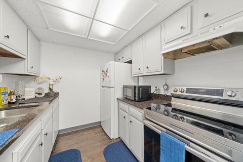 Tiny photo for 7945 S Oketo Avenue #404, Bridgeview, IL 60455 (MLS # 12558456)