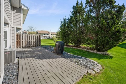 Tiny photo for 475 Sarah Court, Wood Dale, IL 60191 (MLS # 12596519)