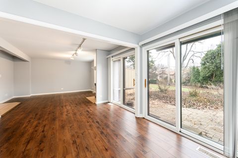 Tiny photo for 37 Briarwood Lane, Indian Head Park, IL 60525 (MLS # 12571746)