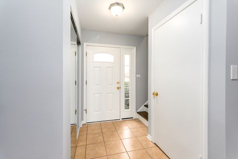 Tiny photo for 37 Briarwood Lane, Indian Head Park, IL 60525 (MLS # 12571746)