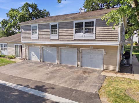Tiny photo for 1323 Braver Court #1323, Wheeling, IL 60090 (MLS # 12713348)