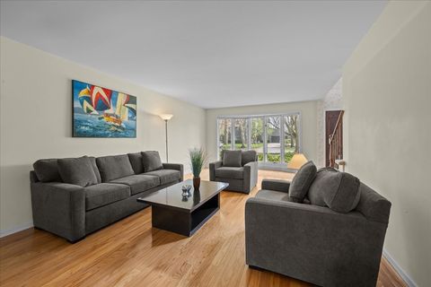 Tiny photo for 1145 Melvin Drive, Highland Park, IL 60035 (MLS # 12617854)